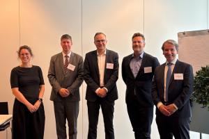 In the photo, Ambassador Julio Mercado is pictured alongside Peter Thagesen, Director of Geopolitics at Danish Industry; Leonardo Luis Gorgulho N. Fernandes, Ambassador of Brazil to Denmark; Pernille Andersen, Senior Trade Specialist at Arla Foods Ingredients Group; and Anders Josefsen, Chief Operating Officer (COO) of CCL Group.